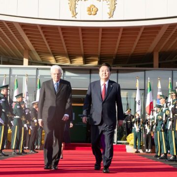 Cosa è andato (davvero) a fare Mattarella in Corea del Sud