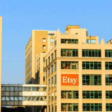 Etsy, altri licenziamenti di Natale: ma in Borsa la scelta non piace