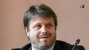 Giovanni Sallusti: nipote di, saggista e nuovo direttore dell'ex Radio Padania