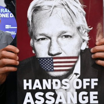 Tutte le incoerenze e i doppi standard sul caso Assange. Parla Marcello Foa