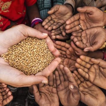 La fame nel mondo ingrassa le città. Scarica il report Onu