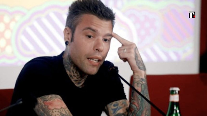 Quanto femminismo in Fedez! "Nullatenente" mantenuto dalla moglie