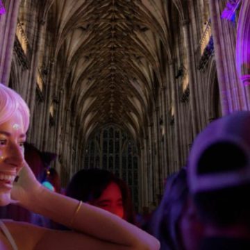 Nuova moda: silent disco in cattedrale. Profanazione o evoluzione della fede?