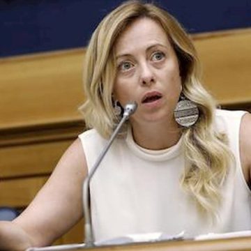 Fratelli d’Italia, avanti con le riforme: il sottile punto d’equilibrio tra premierato e autonomia