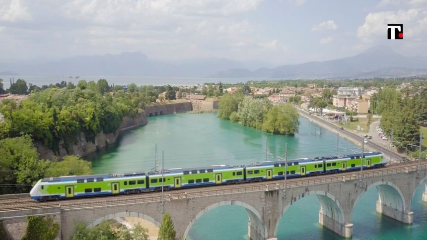 Trenord, dal weekend di Pasqua tornano le “gite in treno”. Più corse per la Liguria