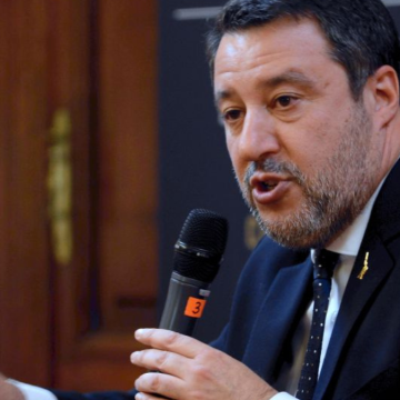 Il 25 aprile "controvento" di Salvini, figliol prodigo a Milano