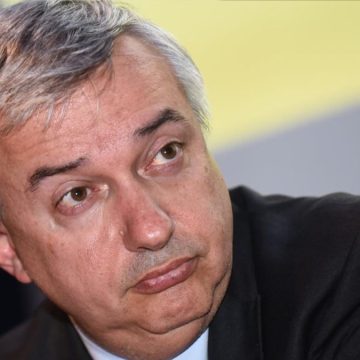 La sfiducia a Molinari ed Elkann è il canto del cigno di Repubblica