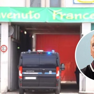 “Benvenuto Francesco”: cosa racconta quel surreale striscione in carcere per Forti