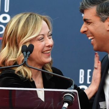 Scommessa G7, Meloni attenta alla storia della vetrine internazionali