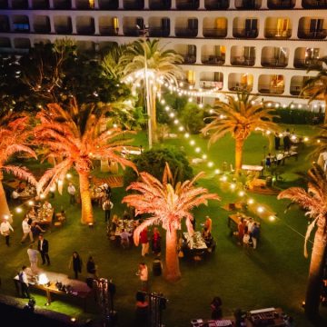 naxos Delta Hotels Marriott Giardini Naxos e Taobuk insieme per celebrare arte e cultura