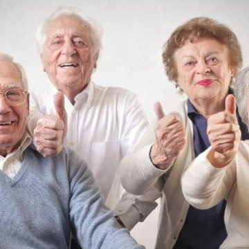 over 65 economia E' un pianeta per vecchi. Nel 2050 il 35% della popolazione sarà over 65