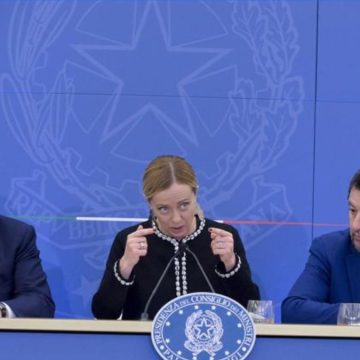 Botte da orbi tra Salvini e Tajani, Meloni sta alla finestra