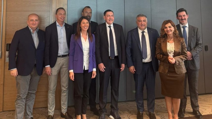 Il direttivo Assosomm Assosomm rinnova il Consiglio Direttivo: Rosario Rasizza confermato presidente per il quarto mandato