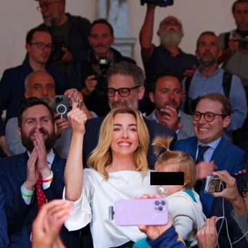 Elezioni 2025, Genova volta pagina: cosa insegna la vittoria di Salis e della coalizione XXL
