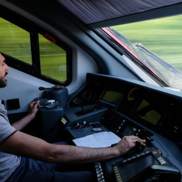 Trenord in cerca di futuri macchinisti: candidature al via