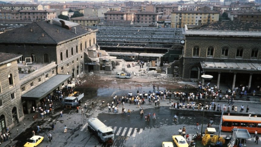 Strage di Bologna, la sentenza: confermato l’ergastolo per Paolo Bellini
