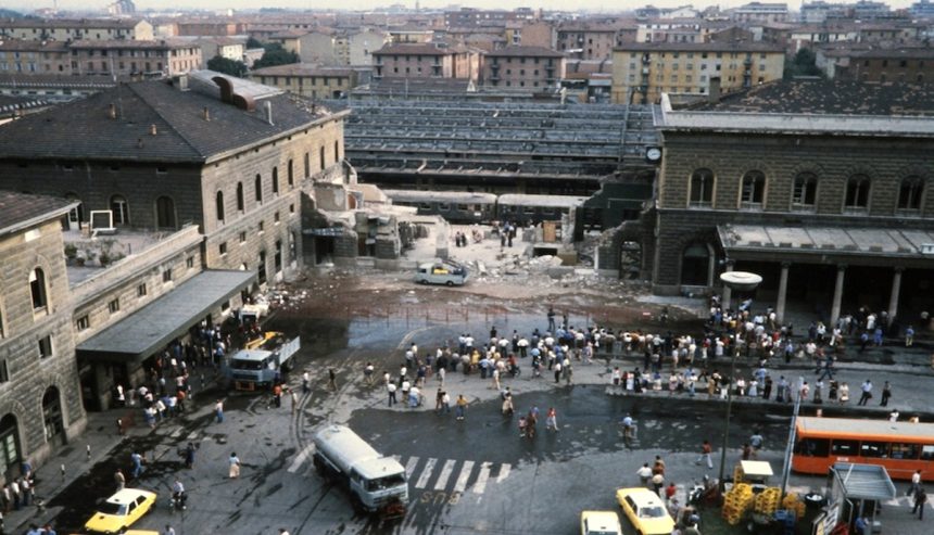 Strage di Bologna, la sentenza: confermato l’ergastolo per Paolo Bellini