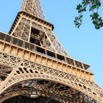 Francia rovente, la Torre Eiffel chiude per il troppo caldo
