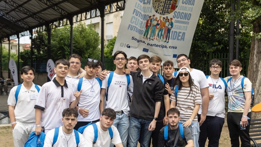 Progetto Finance for School Starting Finance porta l’educazione finanziaria nelle scuole: educare alla consapevolezza per vivere più liberi