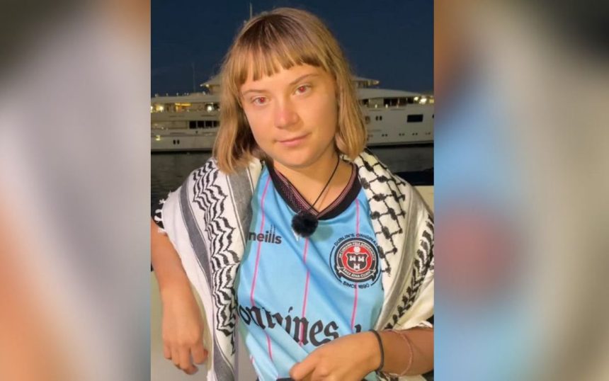 Greta Thunberg lascia il direttivo della Flotilla ma resta a bordo