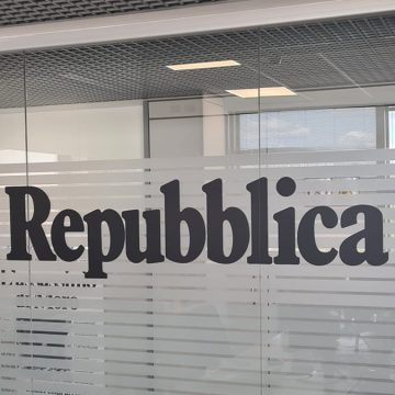 Giornalisti di Repubblica in sciopero: “Non c’è trasparenza sulla vendita del gruppo GEDI”