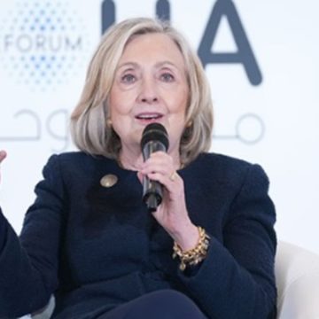 Hillary Clinton alla Camera: “Mai incontrato Epstein, sono inorridita dai suoi crimini”