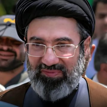 Iran, rafforzata la chiusura dello Stretto di Hormuz. Khamenei: “Deve rimanere uno strumento di pressione”