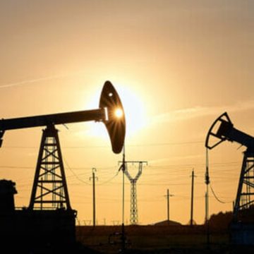 Iran, il prezzo del petrolio in aumento a seguito degli attacchi