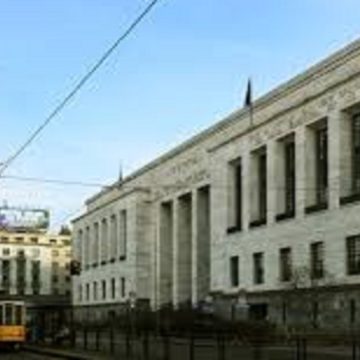Milano, allarme bomba al tribunale: evacuazione e udienze interrotte